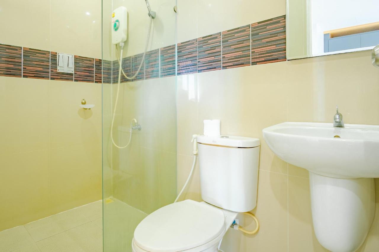 Ferienwohnung Oyo 303 Phoomjai House Chalong Exterior foto