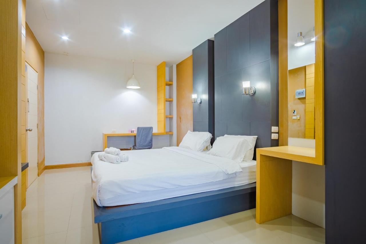 Ferienwohnung Oyo 303 Phoomjai House Chalong Exterior foto